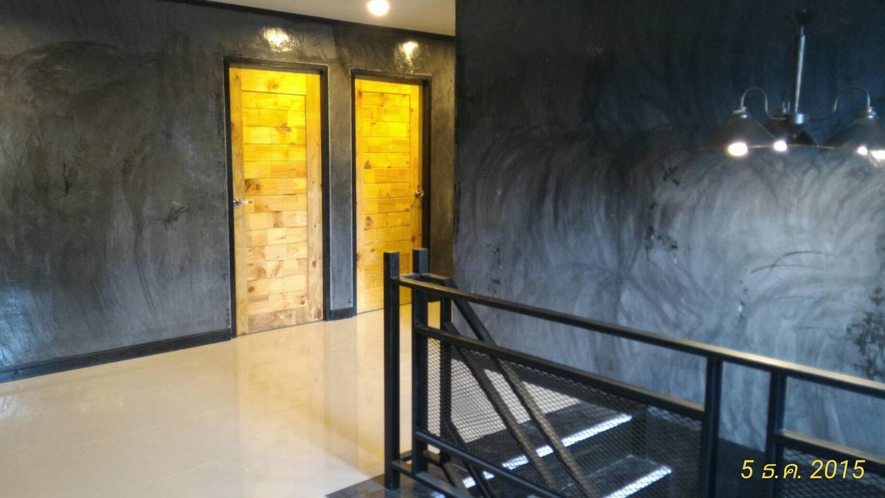 הוסטל נחון סי טמארט Loftel @ Nakhon מראה חיצוני תמונה