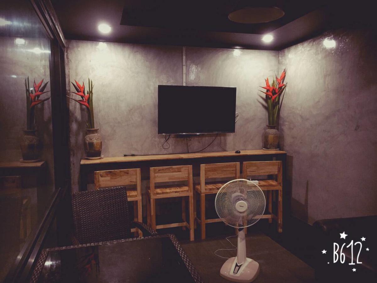 הוסטל נחון סי טמארט Loftel @ Nakhon מראה חיצוני תמונה