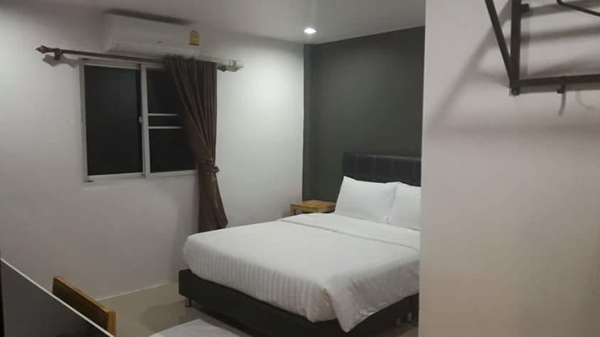 הוסטל נחון סי טמארט Loftel @ Nakhon מראה חיצוני תמונה
