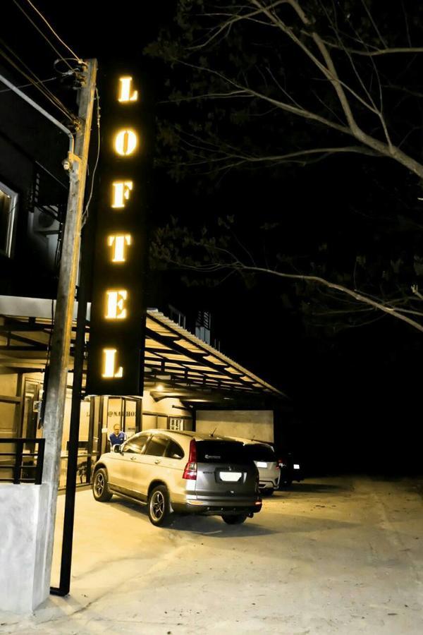 הוסטל נחון סי טמארט Loftel @ Nakhon מראה חיצוני תמונה